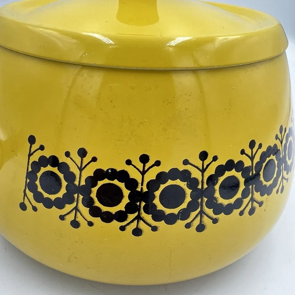 MCM Sauce Pan Pot Mustard Yellow Enamel Lid Wood Handle Japan Vtg‎